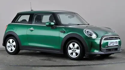 Used Mini Cooper Classic 136 HP (100 kW) 2022 Green Hatchback