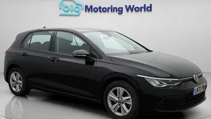 Used VW Golf VIII Life 150 HP (110 kW) 2023 Hatchback