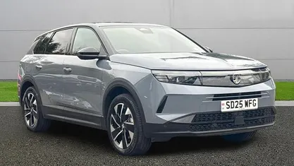 Grey Used 2025 Vauxhall Grandland X SUV | £25,500 (Fair price)