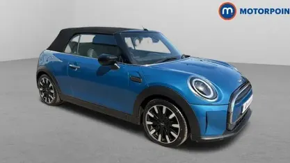 Usado Mini Cooper Cabriolet Exclusive 136 CV (100 kW) 2023 Azul Descapotable