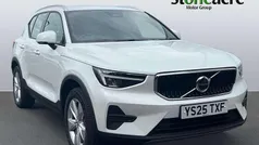 White New 2025 Volvo XC40 Core SUV | £31,995 (Super price)