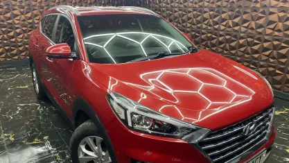 Usado Hyundai Tucson SE 177 HP (130 kW) 2019 Vermelho SUV