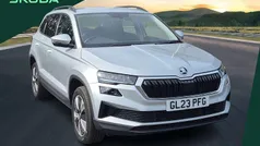 Brilliant silver metallic Used 2023 Skoda Karoq SE Drive SUV | £20,725 (Fair price)