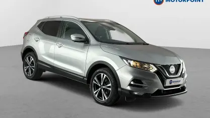 Used Nissan Qashqai N-Connecta 140 HP (102 kW) 2020 Silver SUV