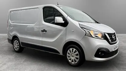 Used Nissan NV300 Acenta 120 HP (88 kW) 2021 Van