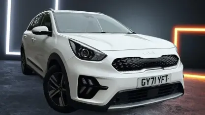 Used Kia Niro 141 HP (103 kW) 2022 White SUV