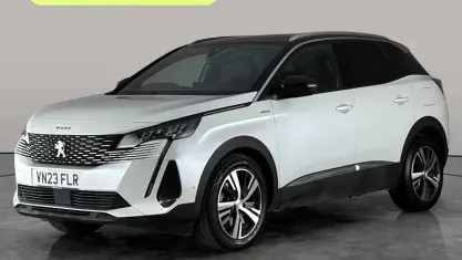 Used Peugeot 3008 Allure+ 179 HP (131 kW) 2023 White SUV