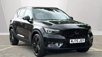Used Volvo XC40 Plus 163 HP (119 kW) 2025 Black SUV