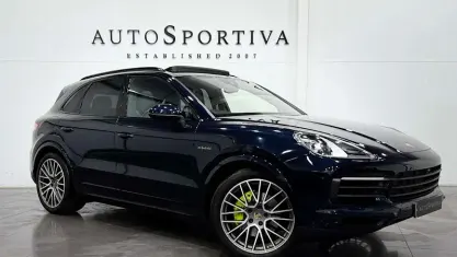 Used Porsche Cayenne Platinum Edition 462 HP (339 kW) 2023 Blue SUV
