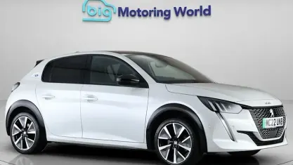Used Peugeot e-208 Premium 100 kW (136 HP) 2022 White Hatchback