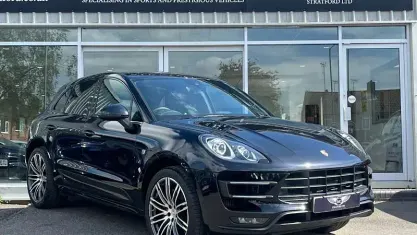 Begagnad Porsche Macan Turbo 400 HK (294 kW) 2017 SUV