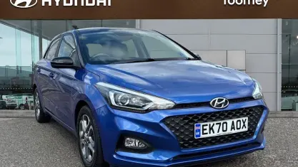Used Hyundai i20 101 HP (74 kW) 2020 Blue Hatchback