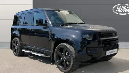 Used Land Rover Defender HSE Dynamic 249 HP (183 kW) 2023 Black SUV