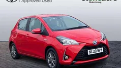 Red Used 2020 Toyota Yaris Hybrid Hatchback | £14,000 (Fair price)