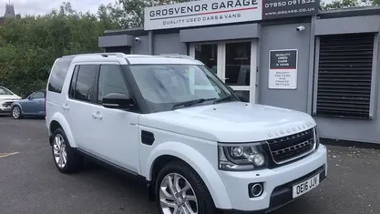 Used Land Rover Discovery 4 Landmark 256 HP (188 kW) 2016 White SUV