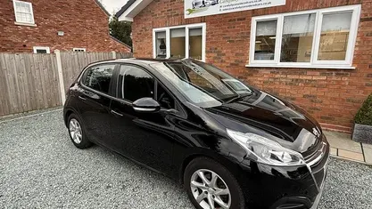 Used 2018 Peugeot 208 Active Hatchback | £4,595 (Fair price)
