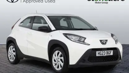 Used Toyota Aygo X PURE 72 HP (52 kW) 2025 SUV