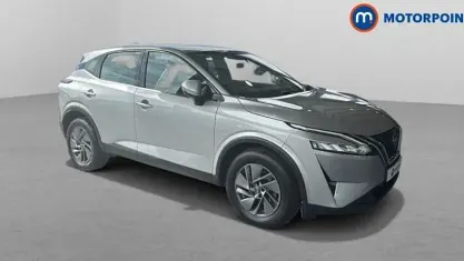 Used Nissan Qashqai Acenta Premium 158 HP (116 kW) 2022 Silver SUV