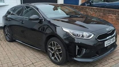 Usado Kia ProCeed GT-Line 136 HP (100 kW) 2020 Preto Carrinha
