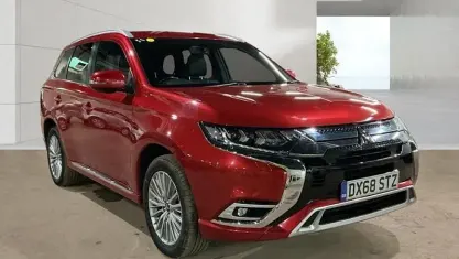 Used Mitsubishi Outlander P-HEV 177 HP (130 kW) 2018 Estate
