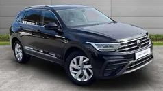 Black Used 2022 VW Tiguan Allspace Life SUV | £23,295 (Fair price)