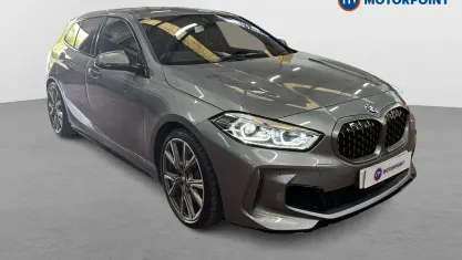 Usado BMW M135 306 HP (225 kW) 2024 Cinzento Citadino