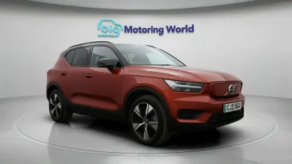 Used Volvo XC40 300 kW (408 HP) 2021 Red SUV