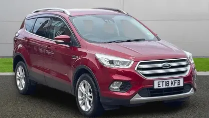 Used Ford Kuga Titanium 180 HP (132 kW) 2018 Red SUV