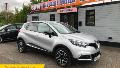 Used Renault Captur Dynamique 110 HP (80 kW) 2016 Silver SUV