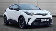 Platinum white Used 2023 Toyota C-HR Sport SUV | £23,395 (Fair price)