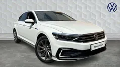 White Used 2020 VW Passat Advance Sedan | £16,250 (Fair price)