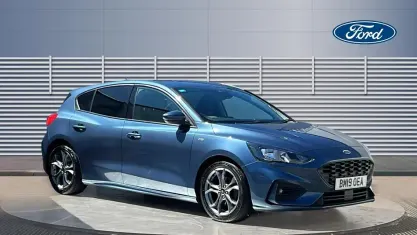 Usado Ford Focus ST-Line 120 HP (88 kW) 2019 Azul Citadino