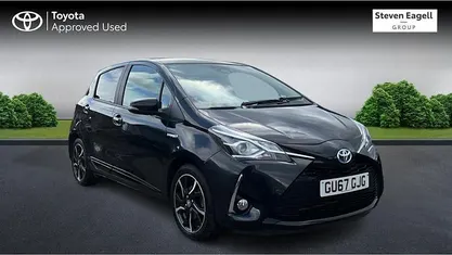 Used Toyota Yaris Hybrid Design 101 HP (74 kW) 2018 Hatchback
