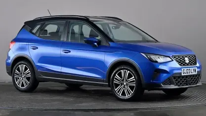 Used Seat Arona SE Technology 110 HP (80 kW) 2023 Blue SUV