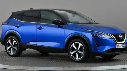 Used Nissan Qashqai N-Connecta 140 HP (102 kW) 2022 Blue SUV
