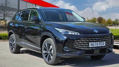 New MG HS SE 170 HP (125 kW) 2026 Black SUV