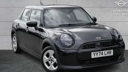 Used Mini Cooper Hatch 156 HP (114 kW) 2024 Black Hatchback