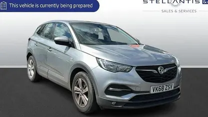 Used Vauxhall Grandland X 131 HP (96 kW) 2020 SUV