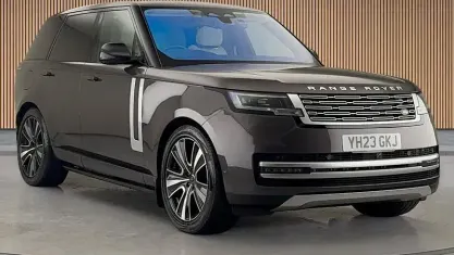 Used Land Rover Range Rover First Edition 510 HP (375 kW) 2023 Charente grey SUV