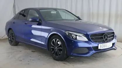 Used Mercedes C200 184 HP (135 kW) 2016 Blue Sedan