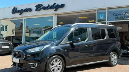 Used Ford Grand Tourneo Connect Titanium 120 HP (88 kW) 2022 Black MPV