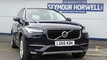 Used Volvo XC90 Momentum 235 HP (172 kW) 2019 SUV