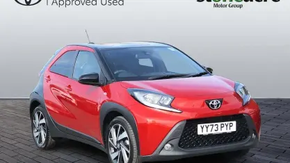 Used Toyota Aygo X 72 HP (52 kW) 2024 Red SUV