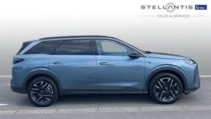 Used Peugeot 5008 GTi 136 HP (100 kW) 2025 SUV