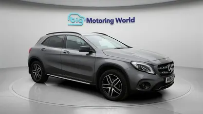 Used Mercedes GLA180 Urban 122 HP (89 kW) 2019 Grey SUV
