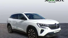 White Used 2024 Renault Austral Techno SUV | £23,295 (Fair price)