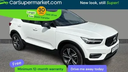 Usado Volvo XC40 R-Design 163 HP (119 kW) 2020 Branco SUV