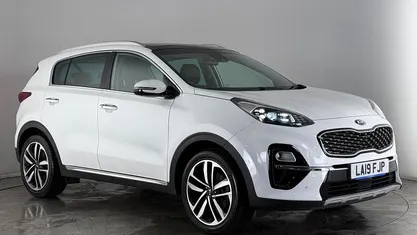 White Used 2019 Kia Sportage SUV | £13,050 (Fair price)