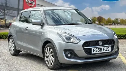 Usado Suzuki Swift SZ-T 83 CV (61 kW) 2023 Plateado Utilitario