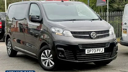 Used Vauxhall Vivaro 101 HP (74 kW) 2023 MPV